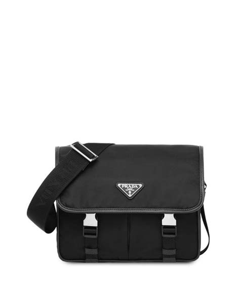 prada schoudertas|Prada shoulder bag.